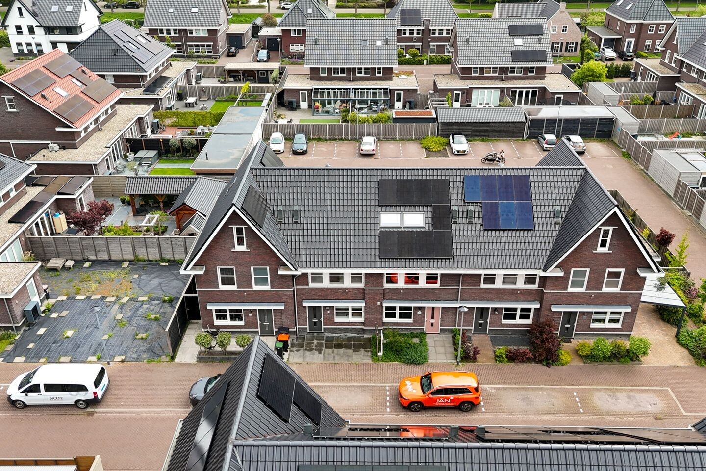 Tussenwoning te koop: Duist 15, Anna Paulowna