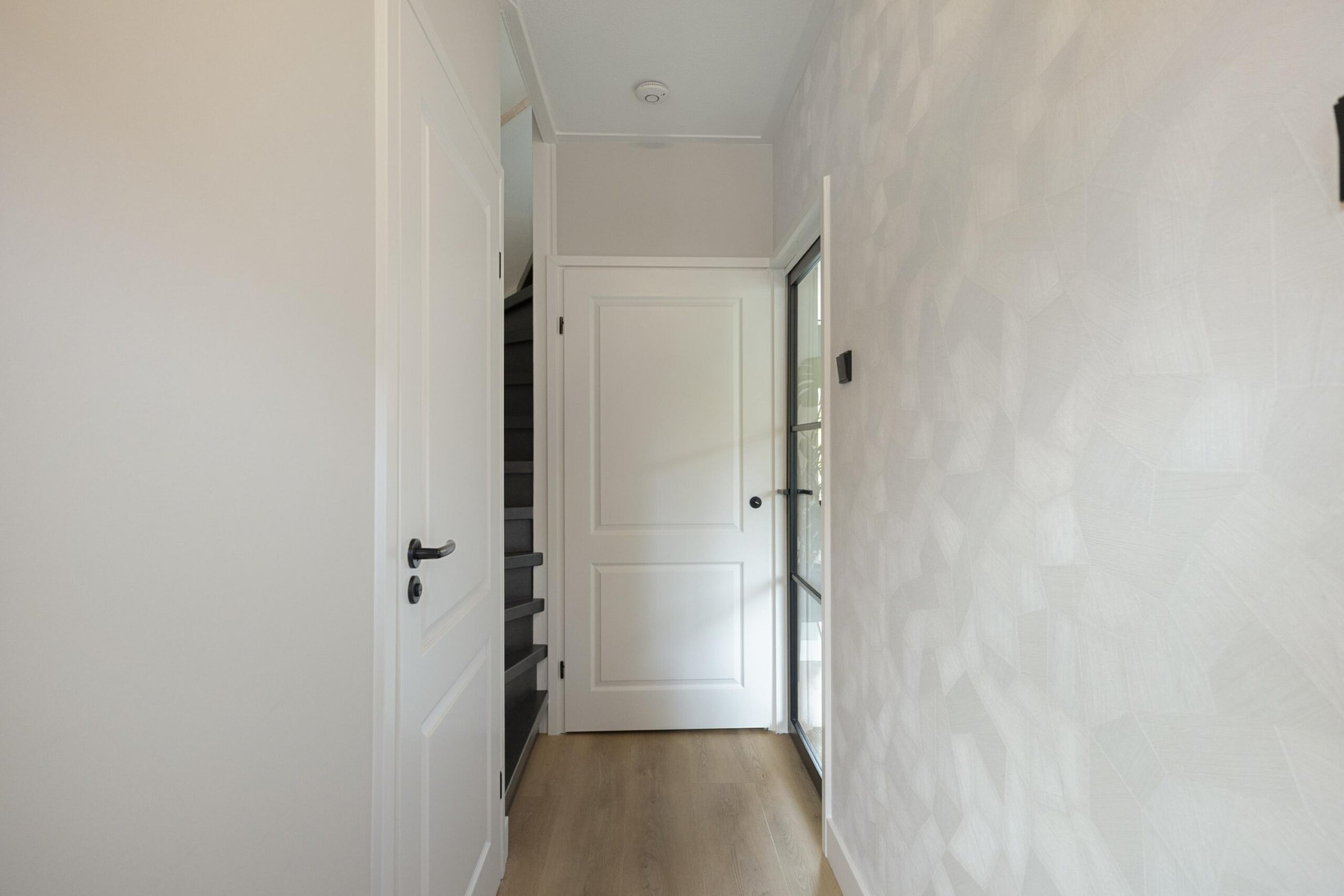 Tussenwoning te koop: Nachtegaallaan 21, Anna Paulowna