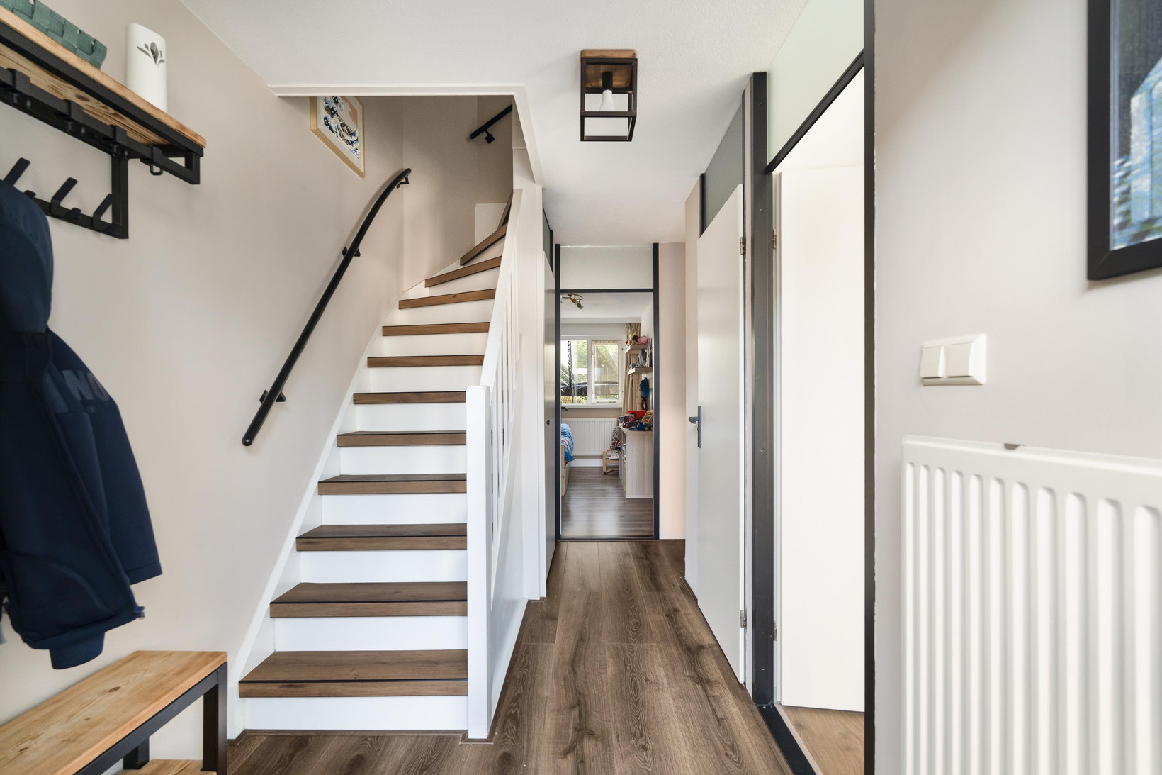 Tussenwoning te koop: Merellaan 37, Anna Paulowna