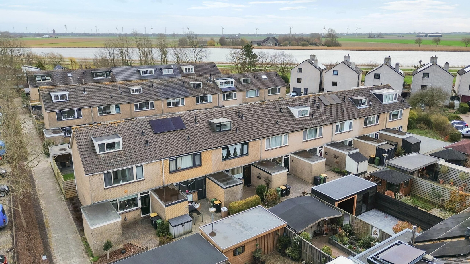 Tussenwoning te koop: Zwanenlaan 55, Anna Paulowna