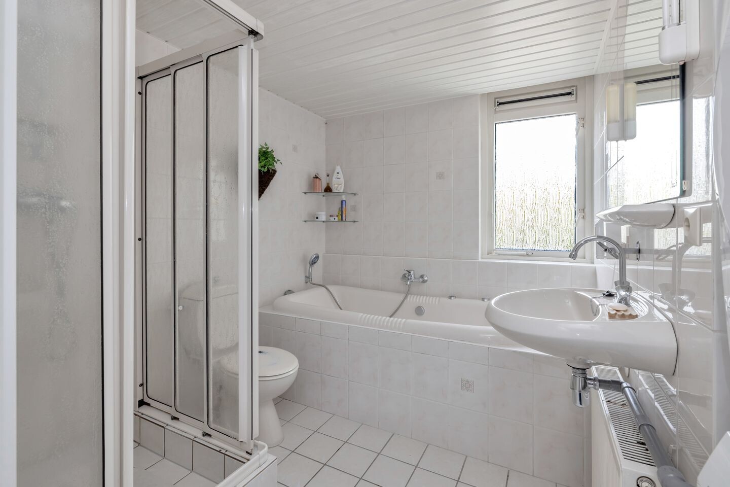 Tussenwoning te koop: Zijperlaan 21, Anna Paulowna