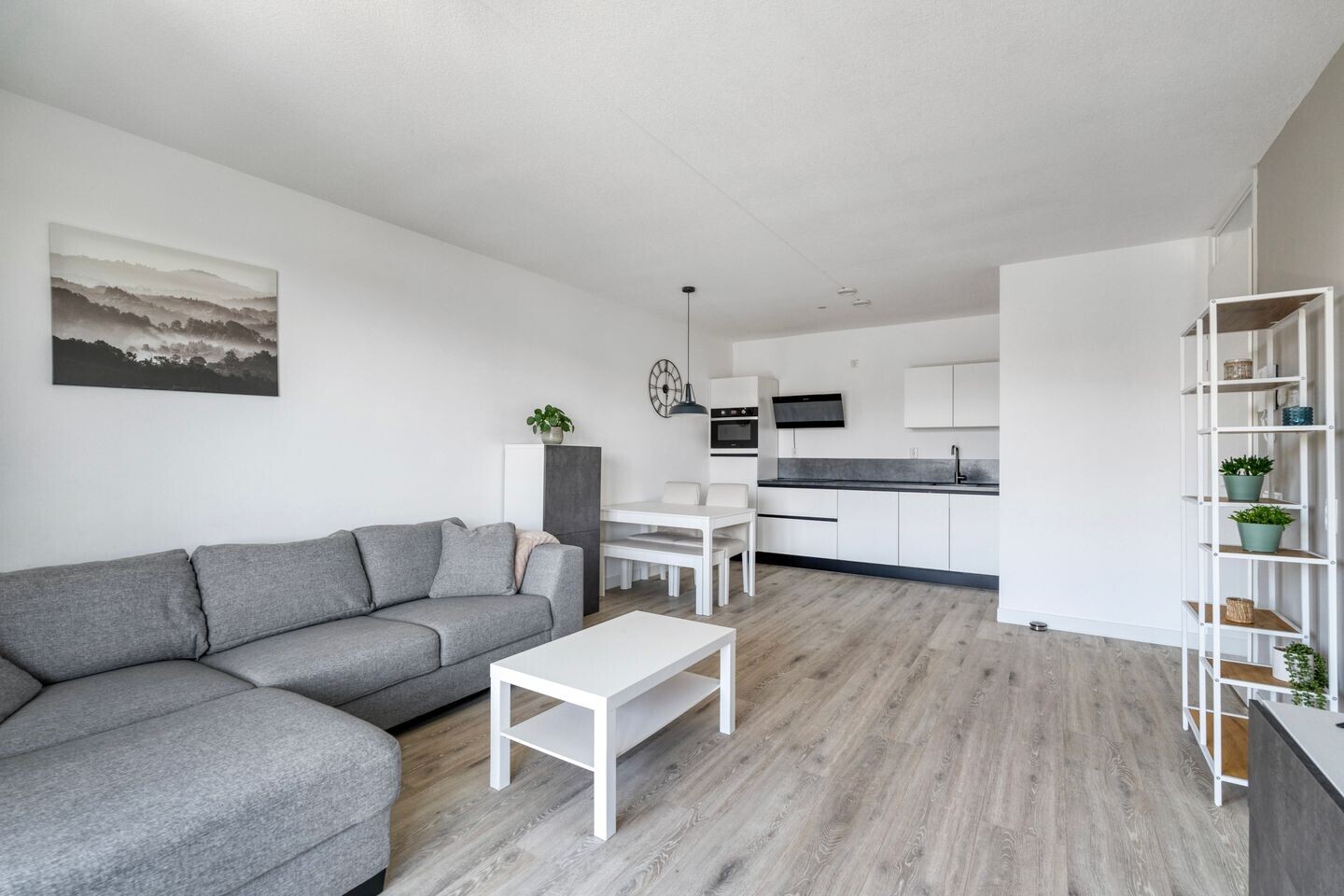 Appartement te koop: Lenteklokje 11, Breezand