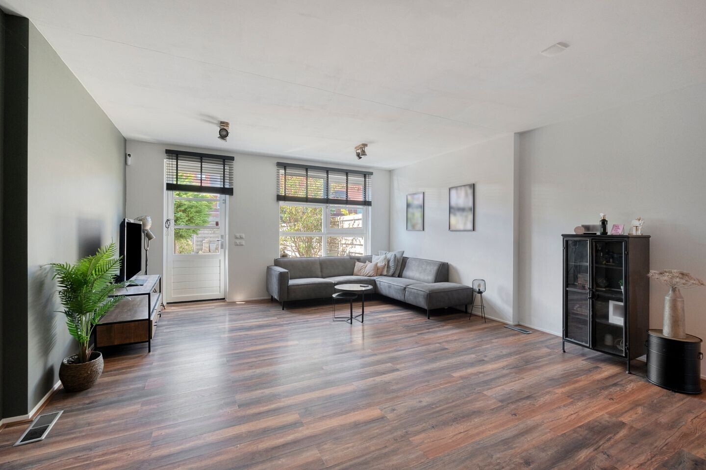 Tussenwoning te koop: Koningsspil 15, Wieringerwaard