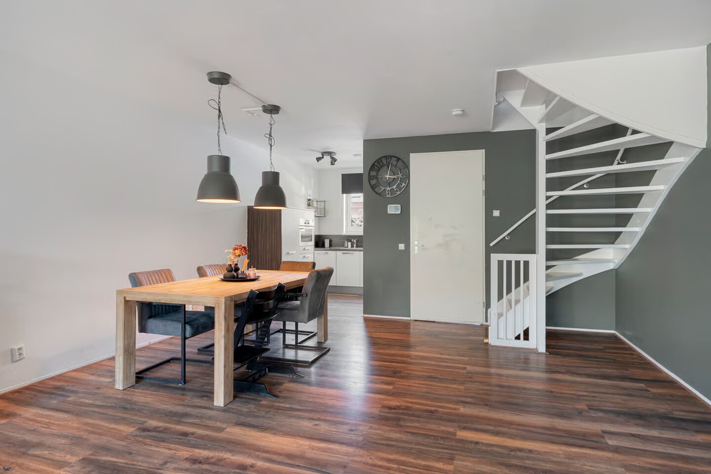 Tussenwoning te koop: Koningsspil 15, Wieringerwaard