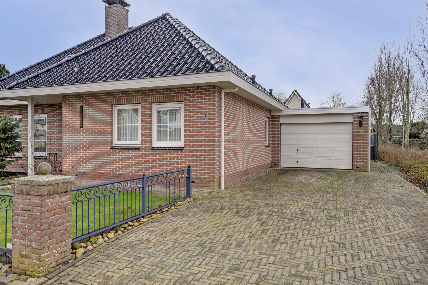 Vrijstaande woning te koop: Dr. Sicco Mansholtstraat 91, Wieringerwerf