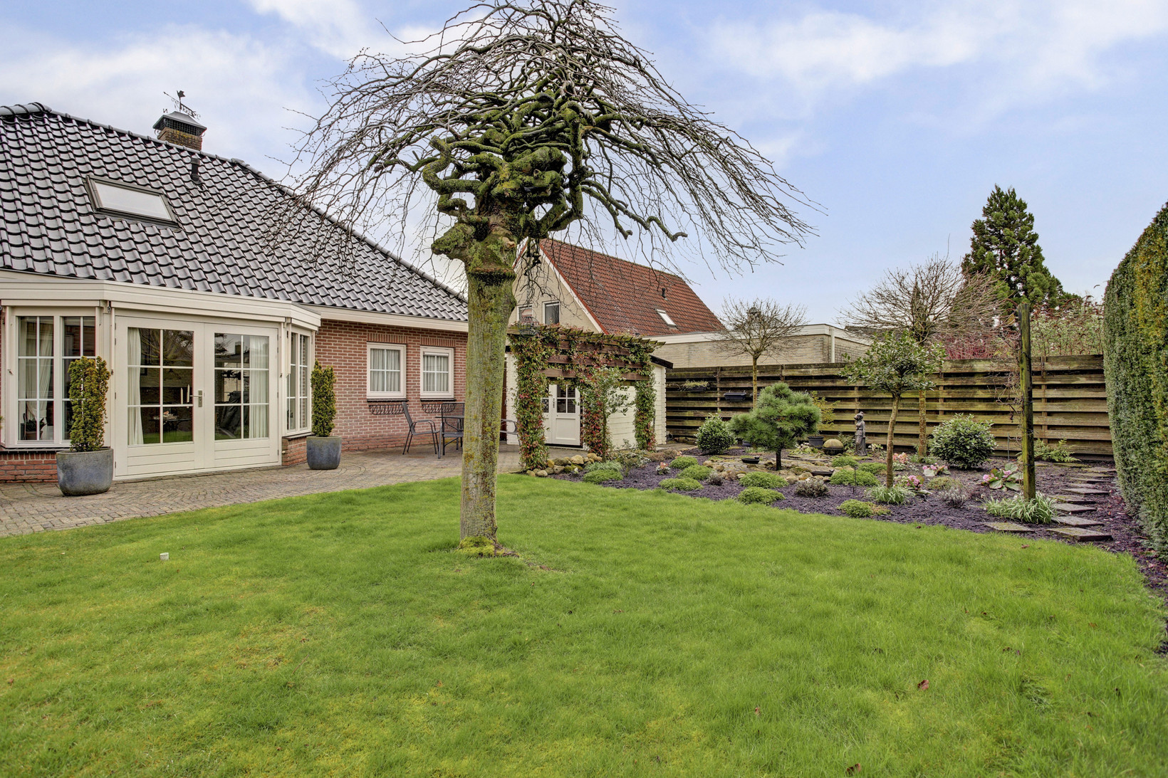 Vrijstaande woning te koop: Dr. Sicco Mansholtstraat 91, Wieringerwerf