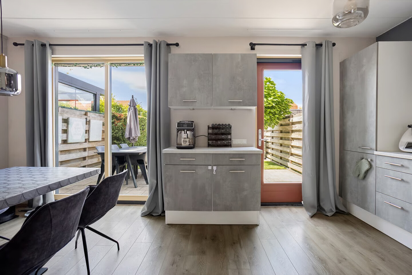 Tussenwoning te koop: Langeweg 26, Slootdorp