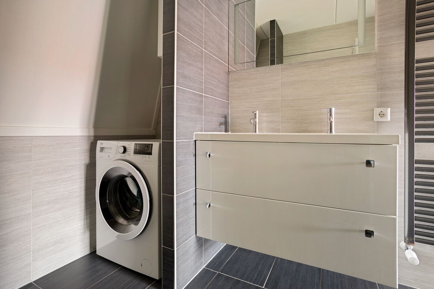 Tussenwoning te koop: Langeweg 26, Slootdorp