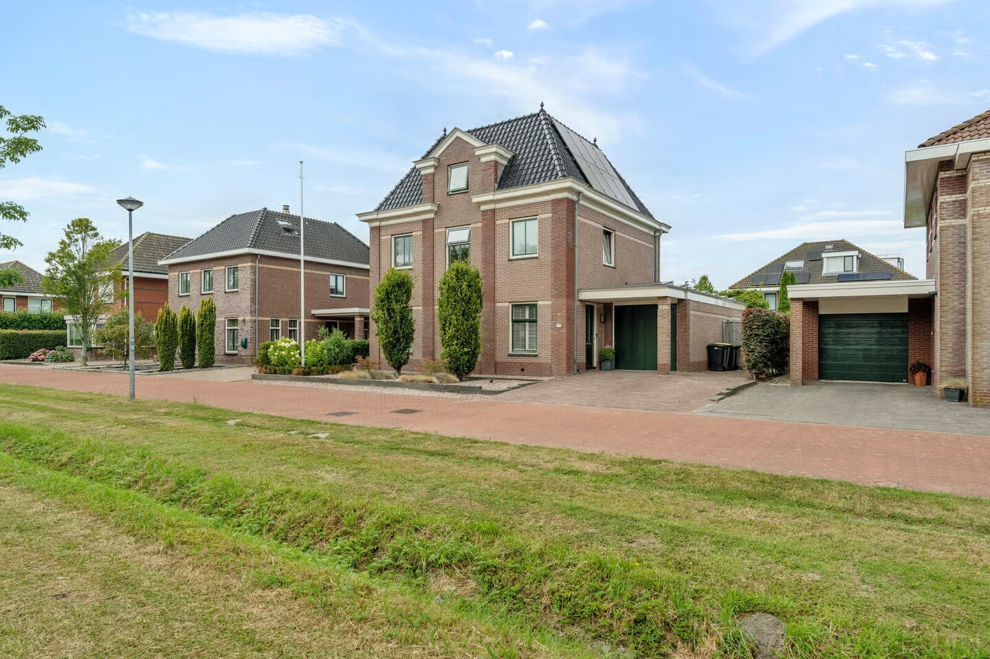 Vrijstaande woning te koop: Koningin Beatrixlaan 74, Slootdorp