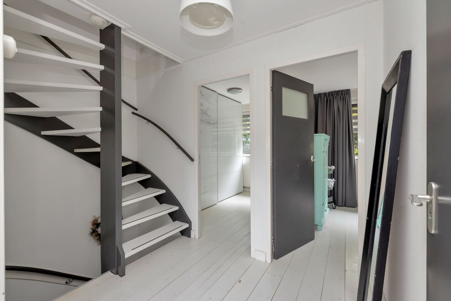 Hoekwoning te koop: Eikenlaan 1, Middenmeer