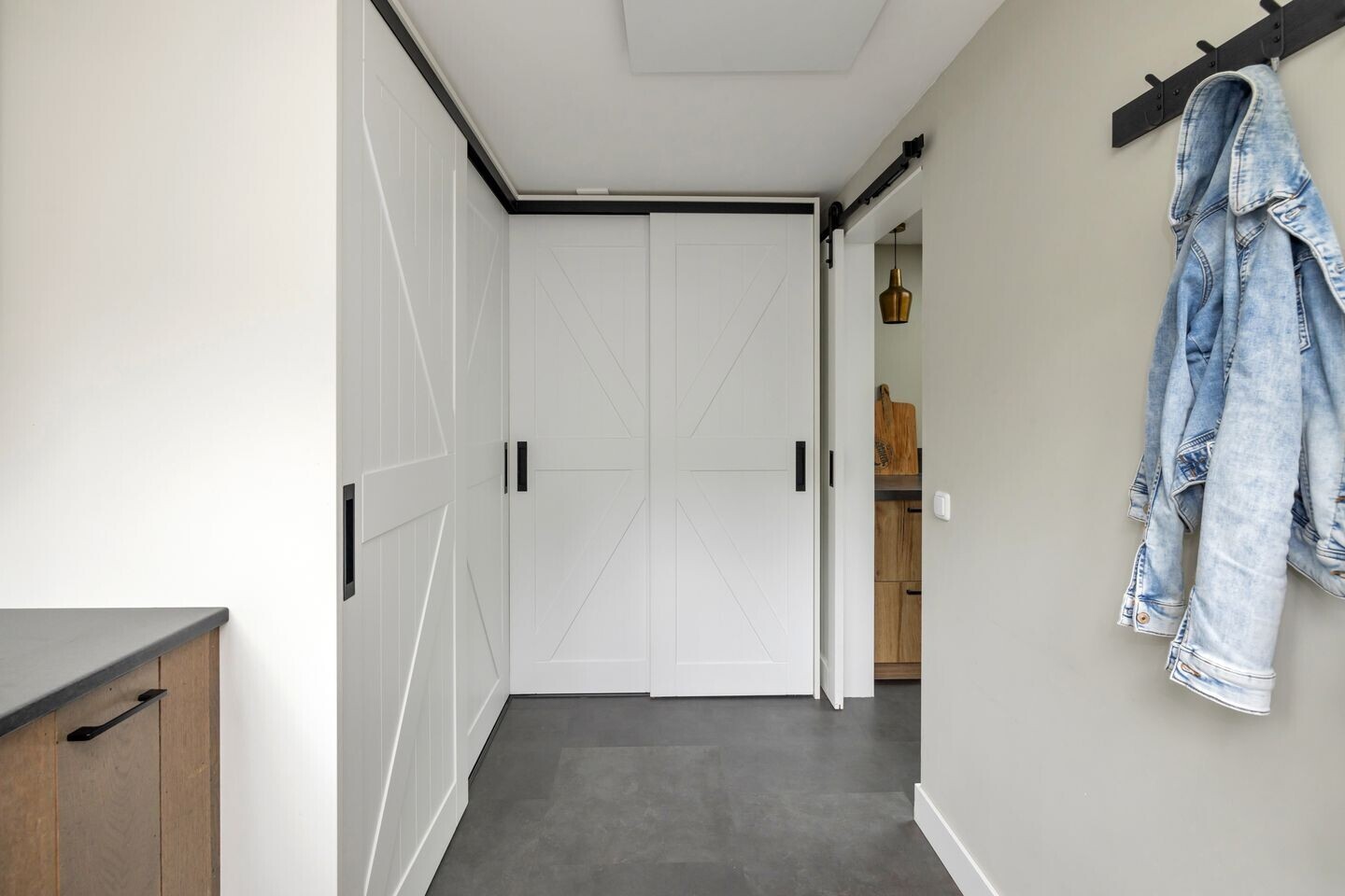 Hoekwoning te koop: Eikenlaan 1, Middenmeer