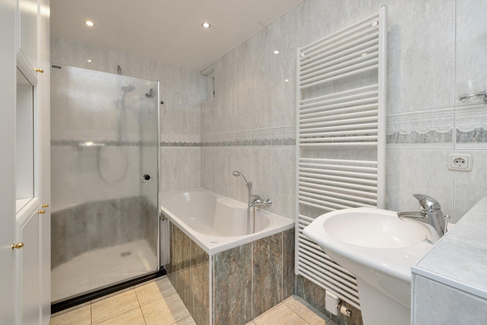 Vrijstaande woning te koop: Koningsweg 69, Hippolytushoef