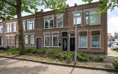 Van Hogendorpstraat 42