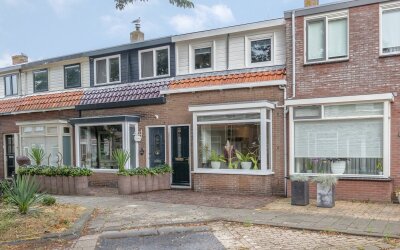 Beukenkamps. 57