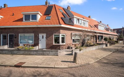 Meeuwenstra. 11