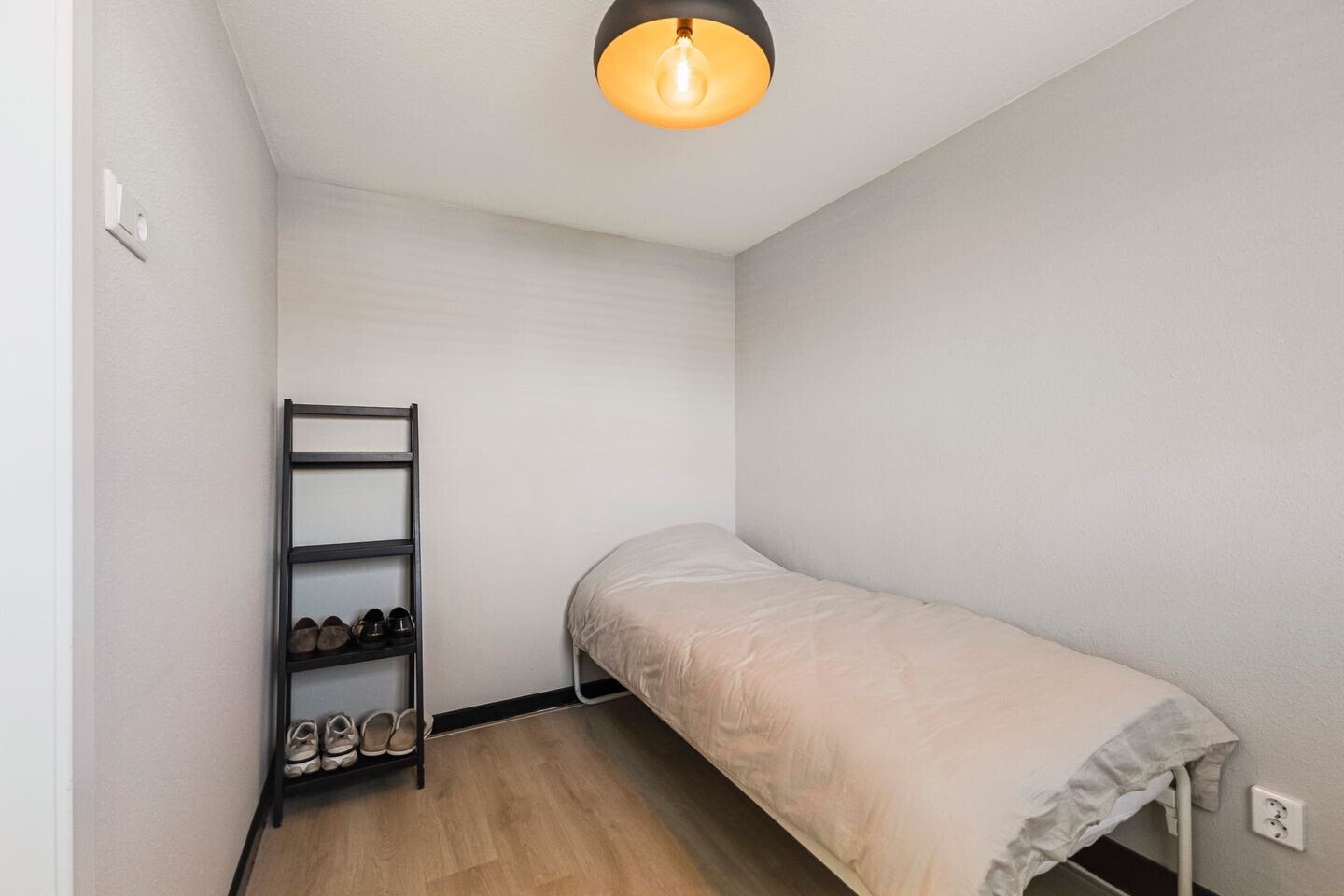 Tussenwoning te koop: Goudsbloemstraat 20, Den Helder