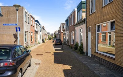 Emmastraat 64