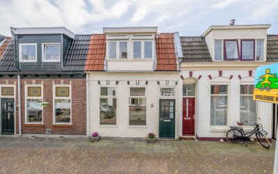De Ruijterstraat 16