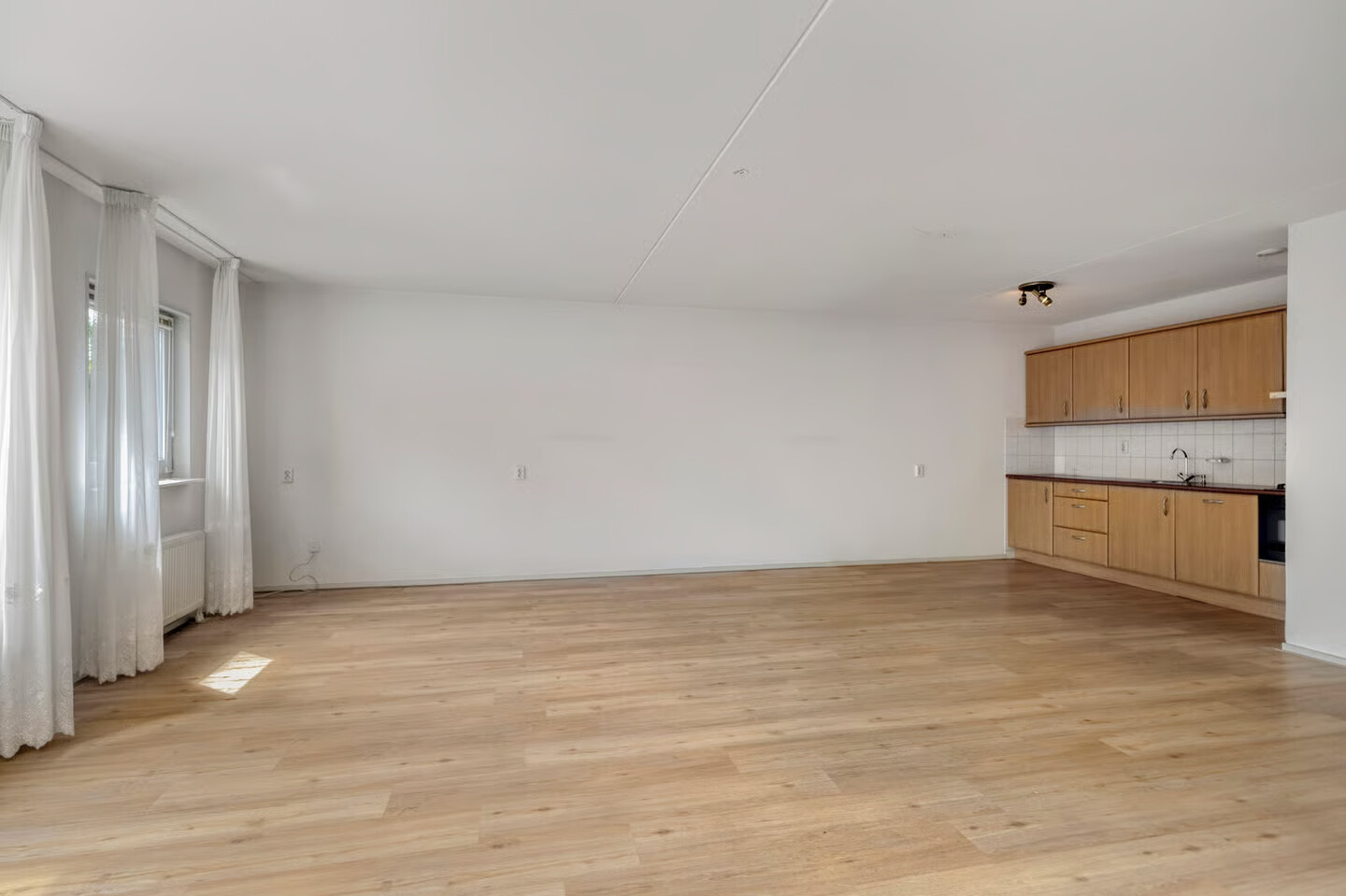 Appartement te koop: Drooghe Bol 2016, Julianadorp