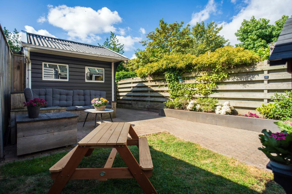 Tussenwoning te koop: Schoudieck 47, Den Burg