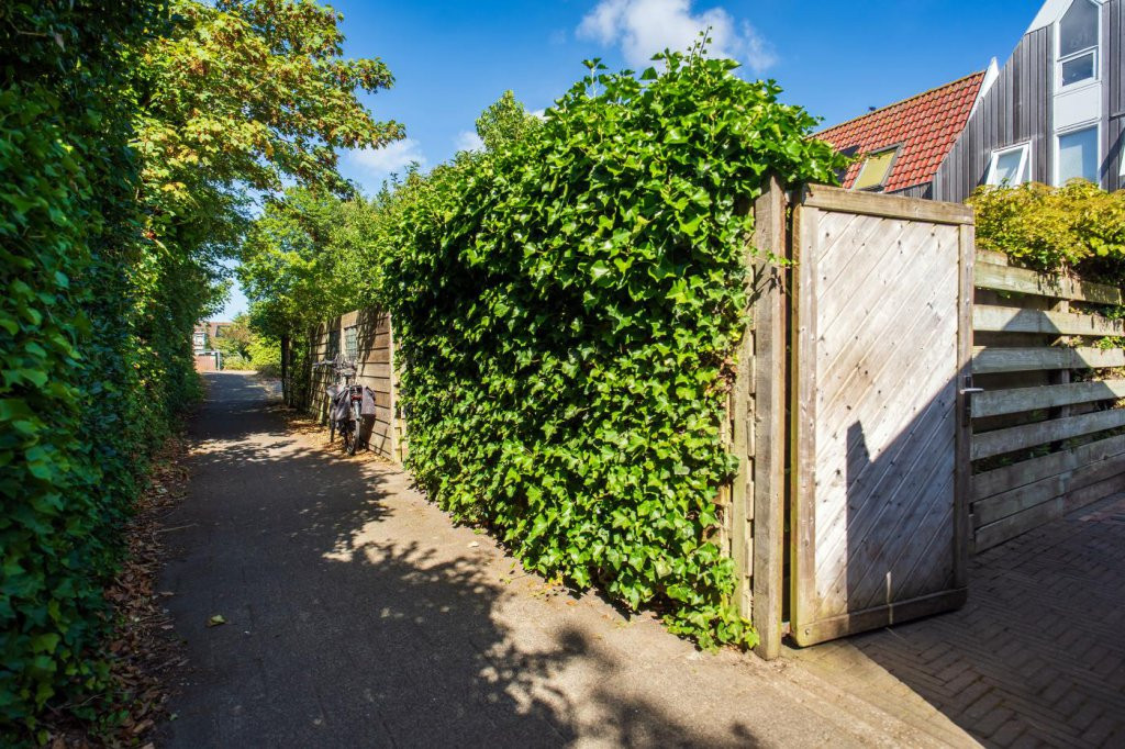 Tussenwoning te koop: Schoudieck 47, Den Burg