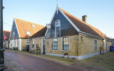 Kerkstraat 11