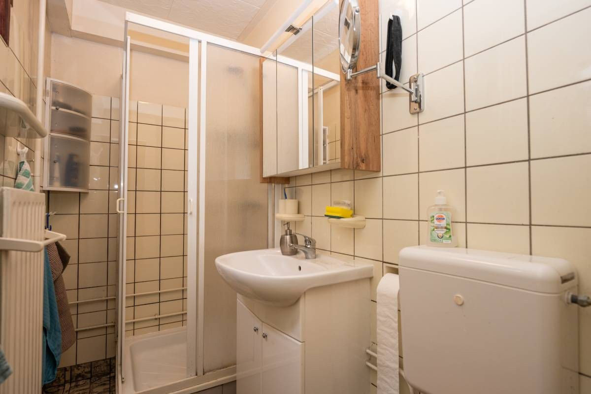 Vrijstaande woning te koop: Koningsweg 22, Oosterend