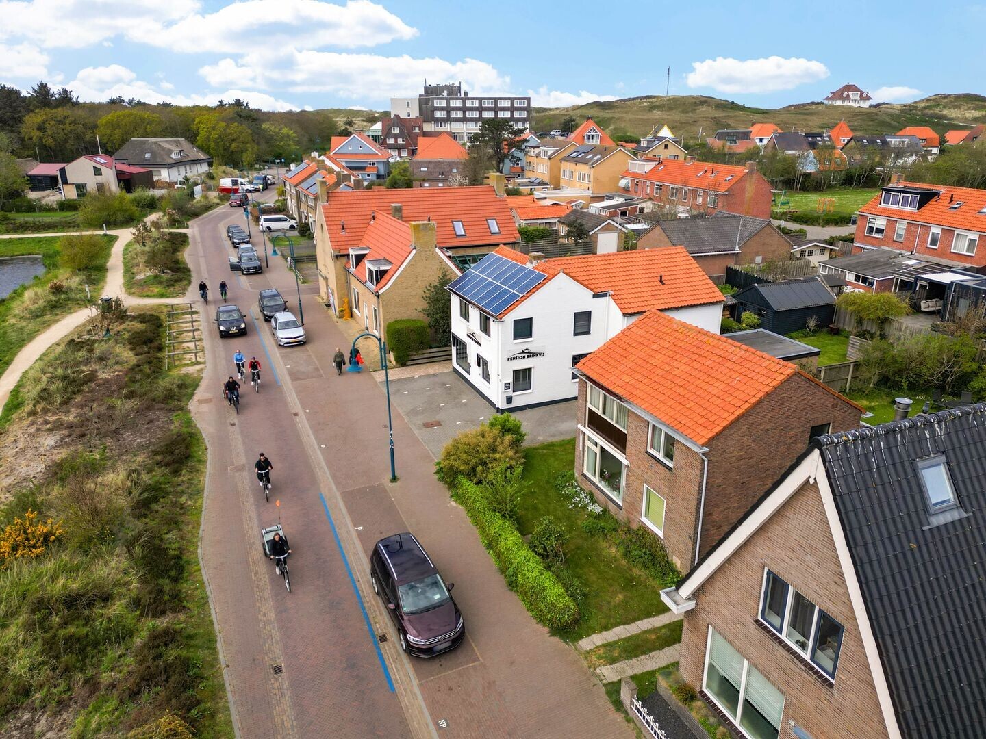 Twee-onder-één-kap te koop: Brink 10, De Koog