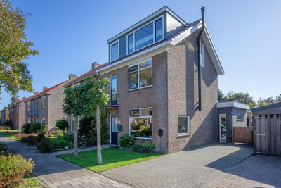 De Dageraad 12