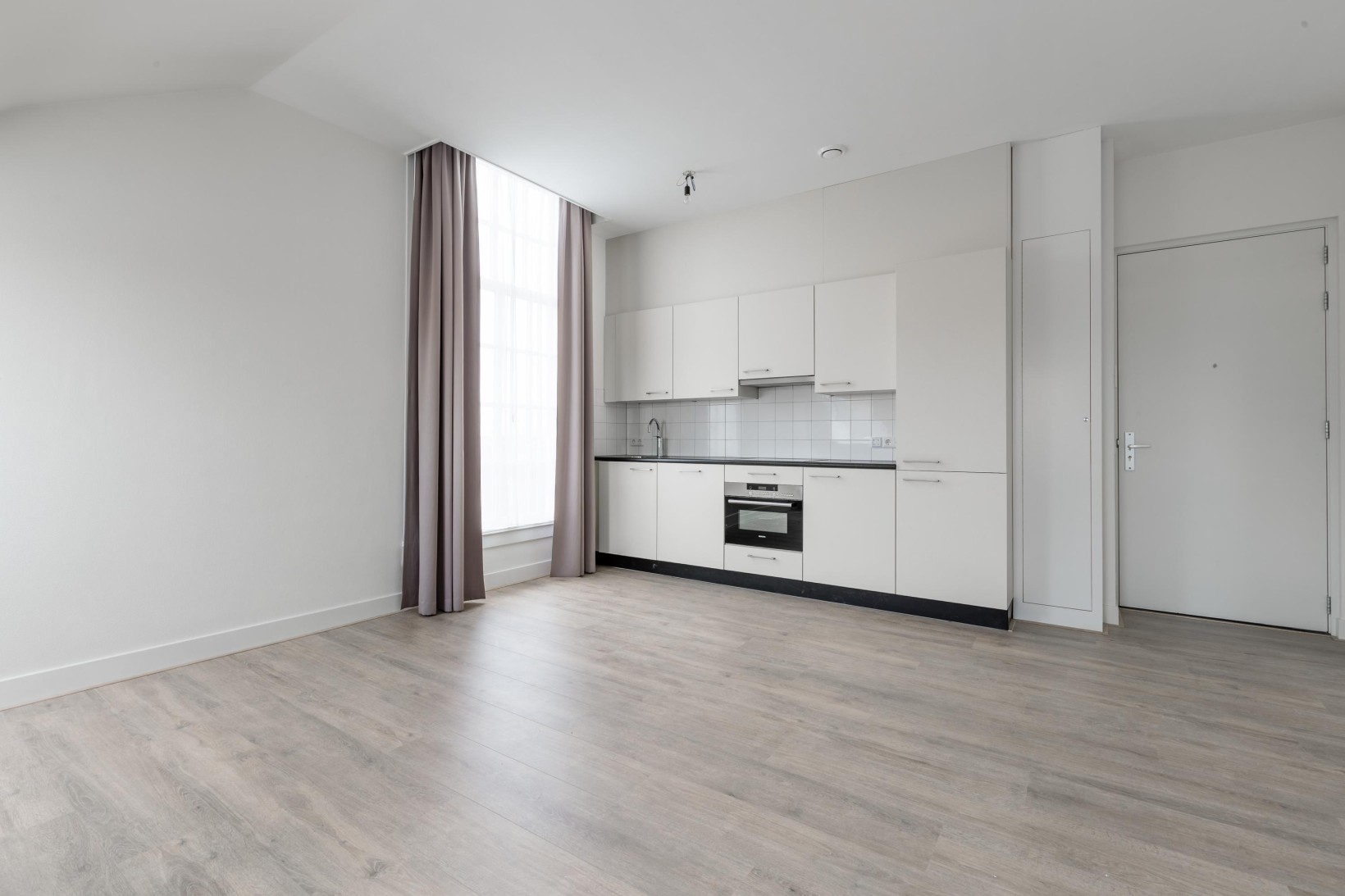 Studio te huur: Verdronkenoord 28L, Alkmaar