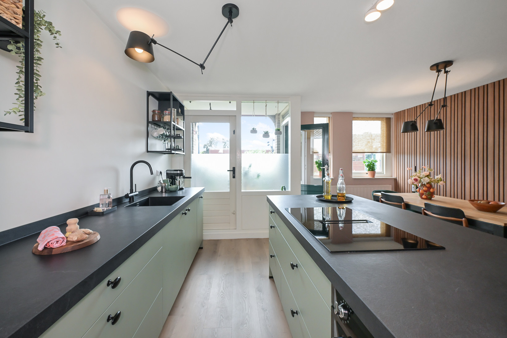 Appartement te koop: Canadaplein 21, Alkmaar