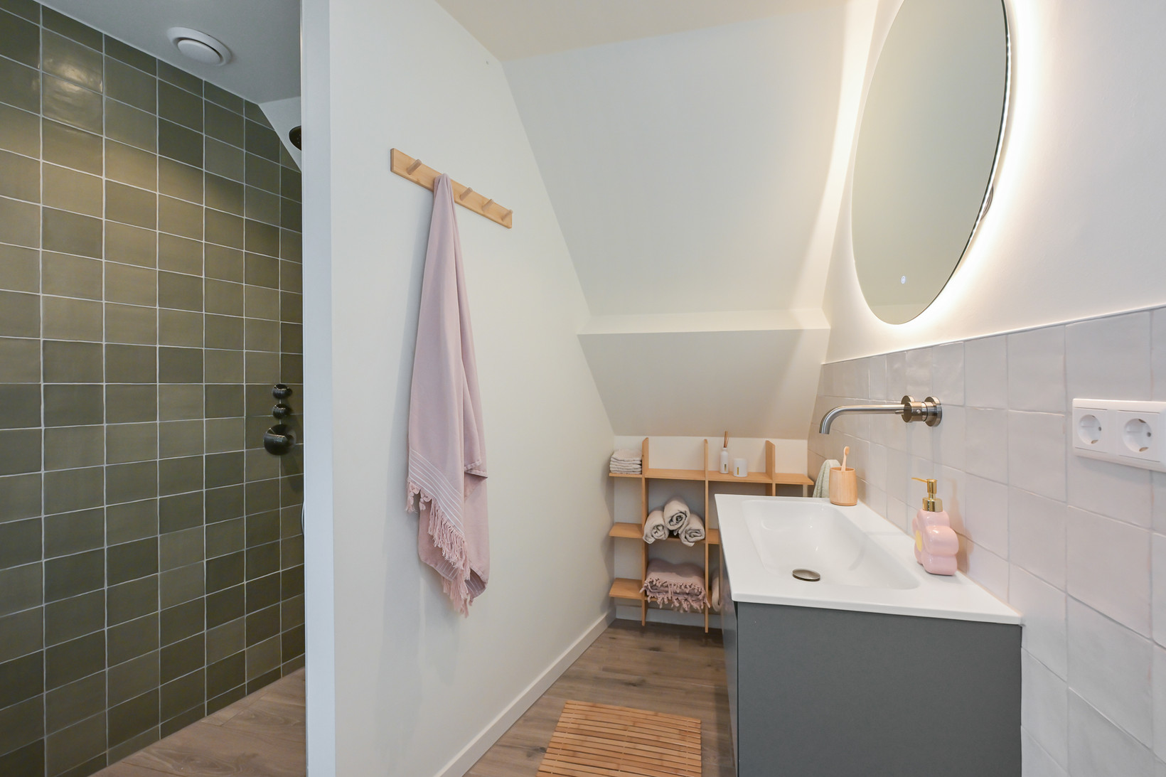 Appartement te koop: Canadaplein 21, Alkmaar