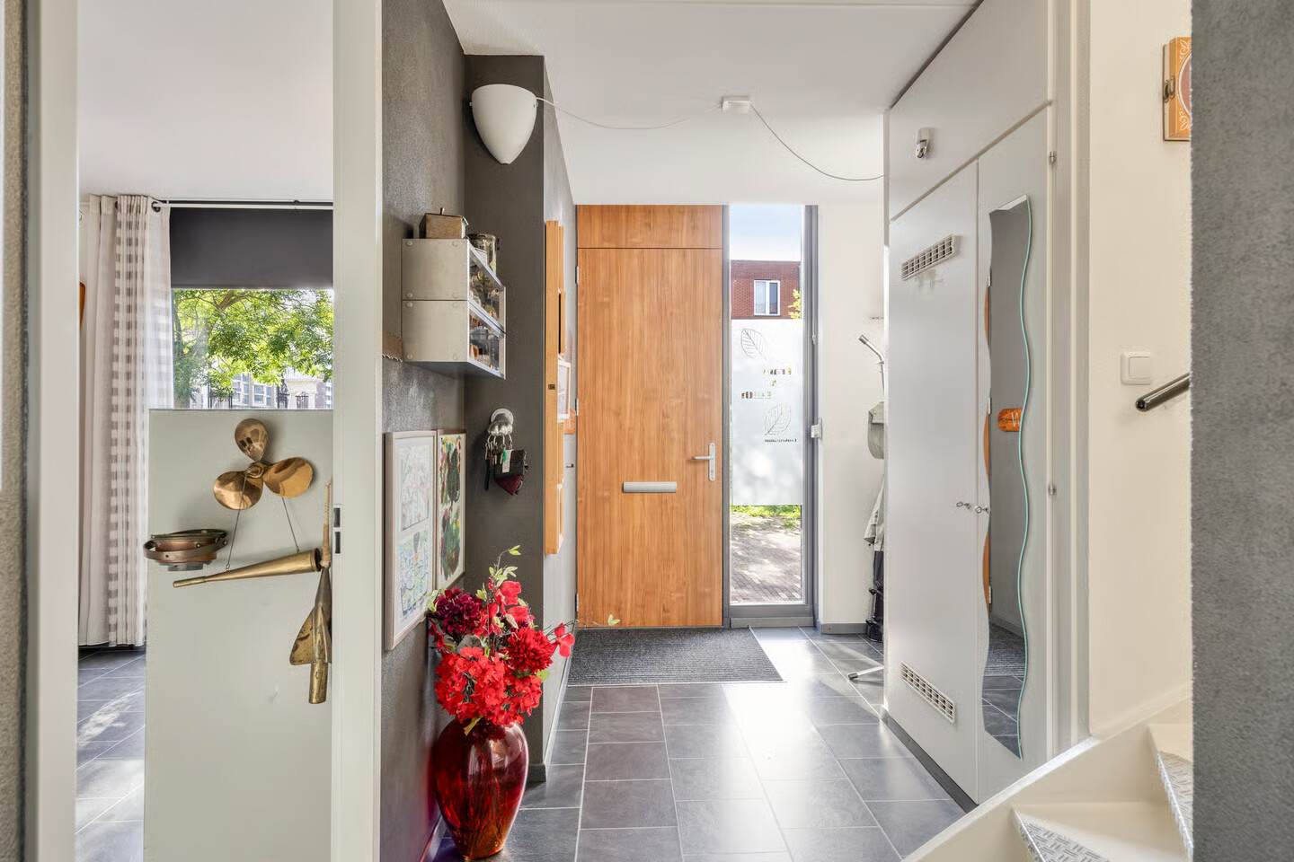 Hoekwoning te koop: Voormeer 2C, Alkmaar