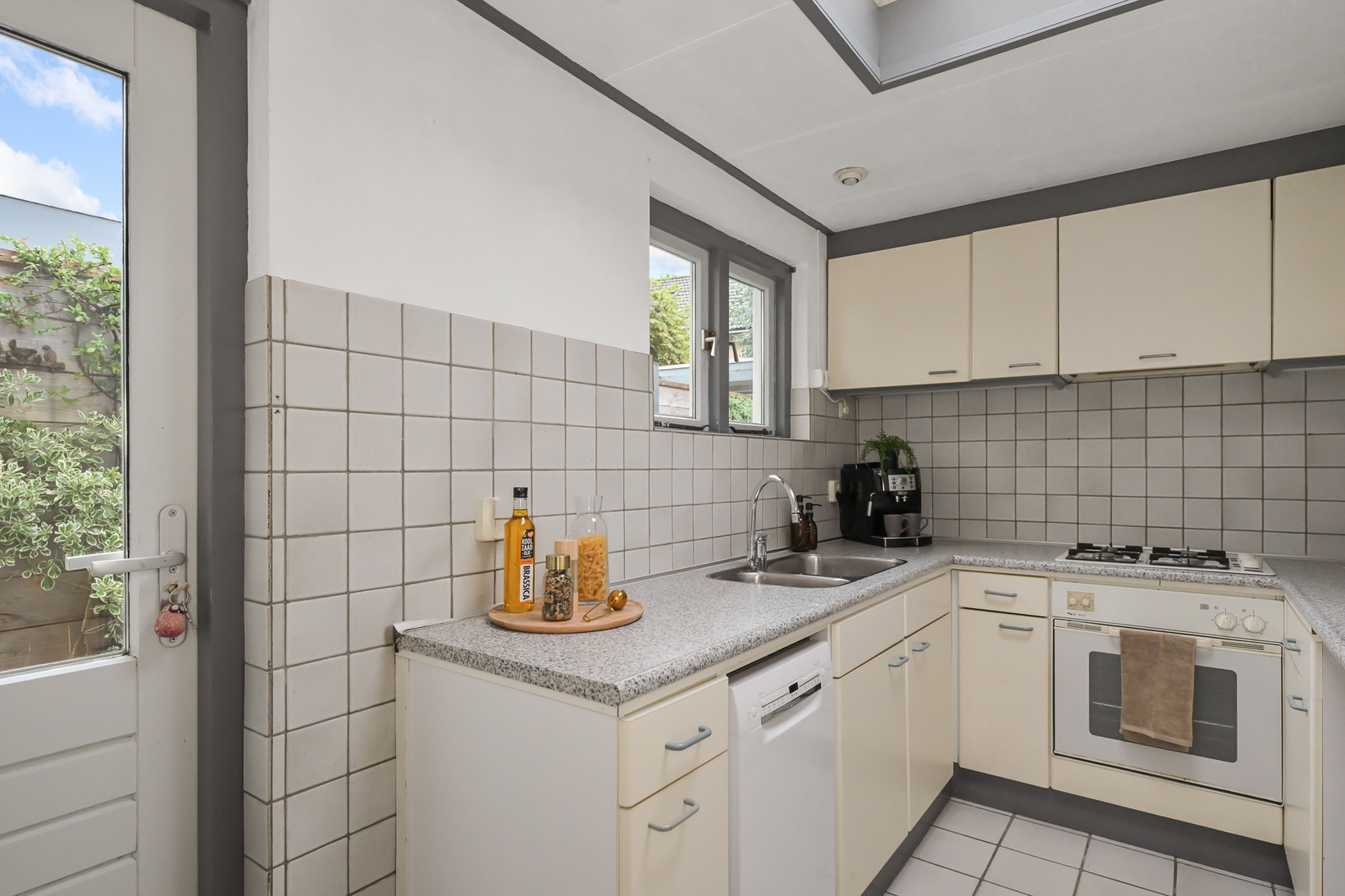Tussenwoning te koop: Zeglis 45, Alkmaar