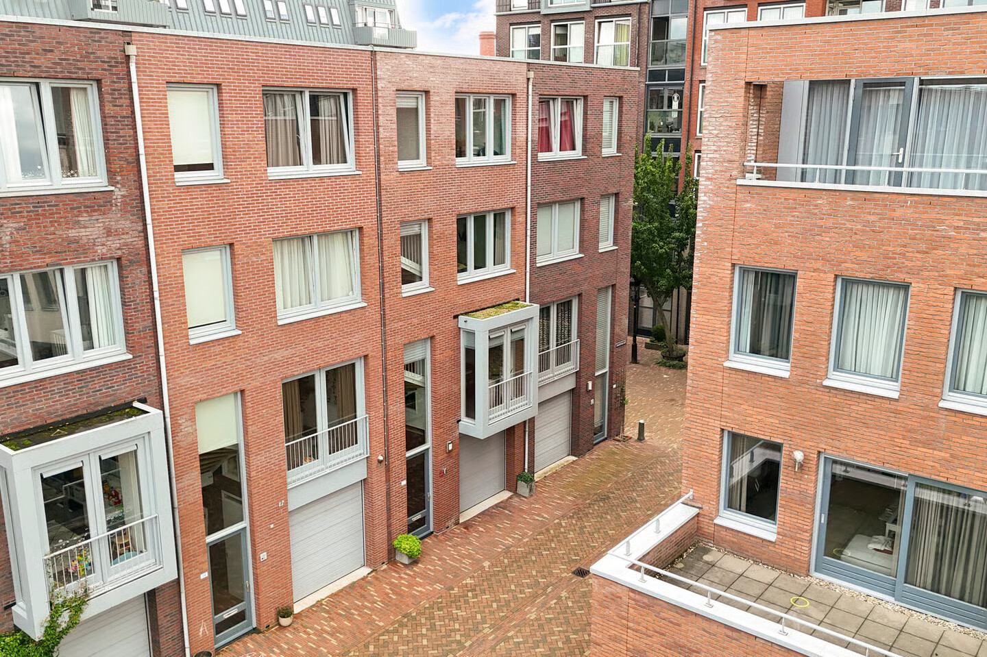 Tussenwoning te koop: Zandersbuurt 22, Alkmaar