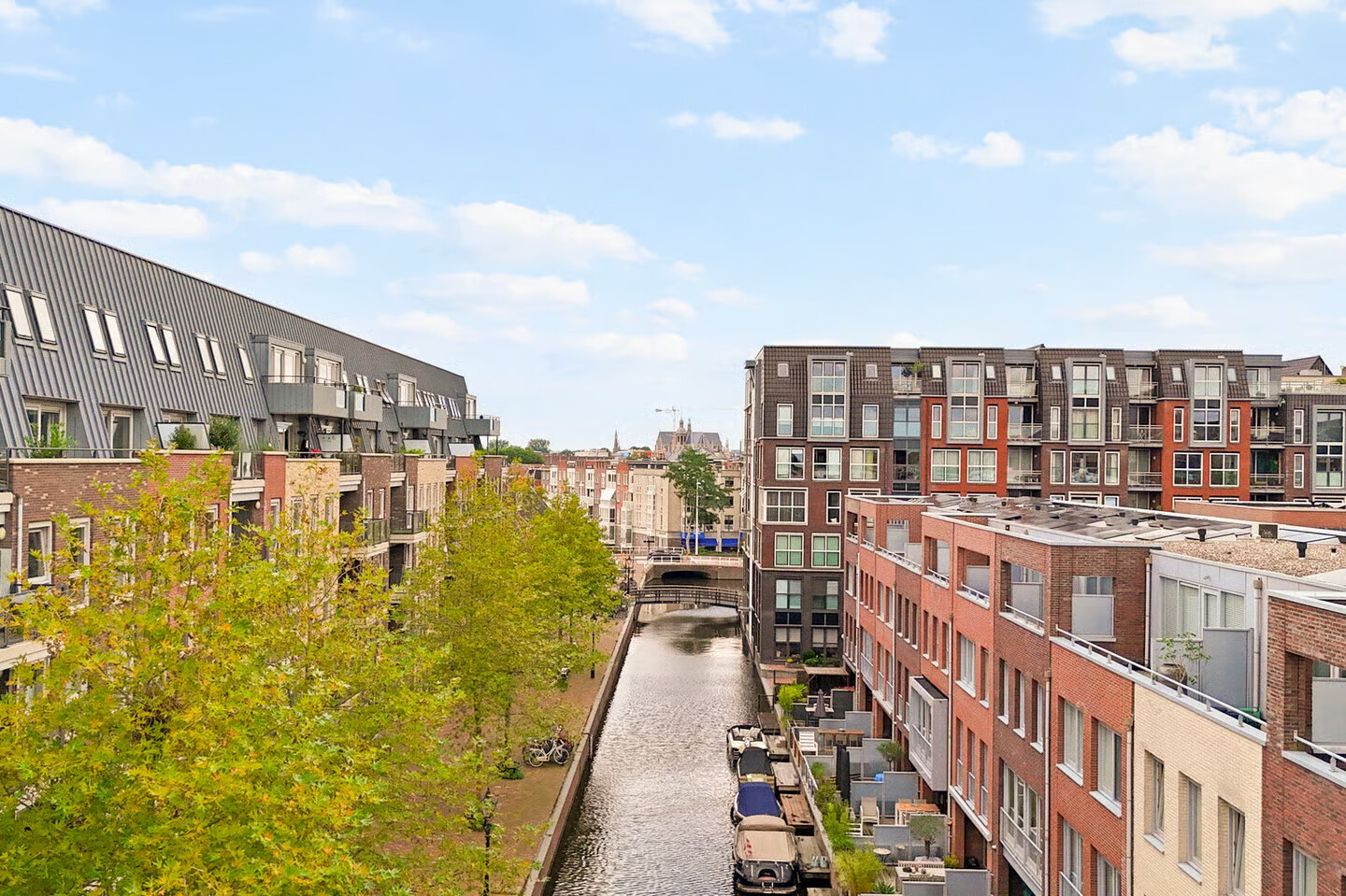 Tussenwoning te koop: Zandersbuurt 22, Alkmaar