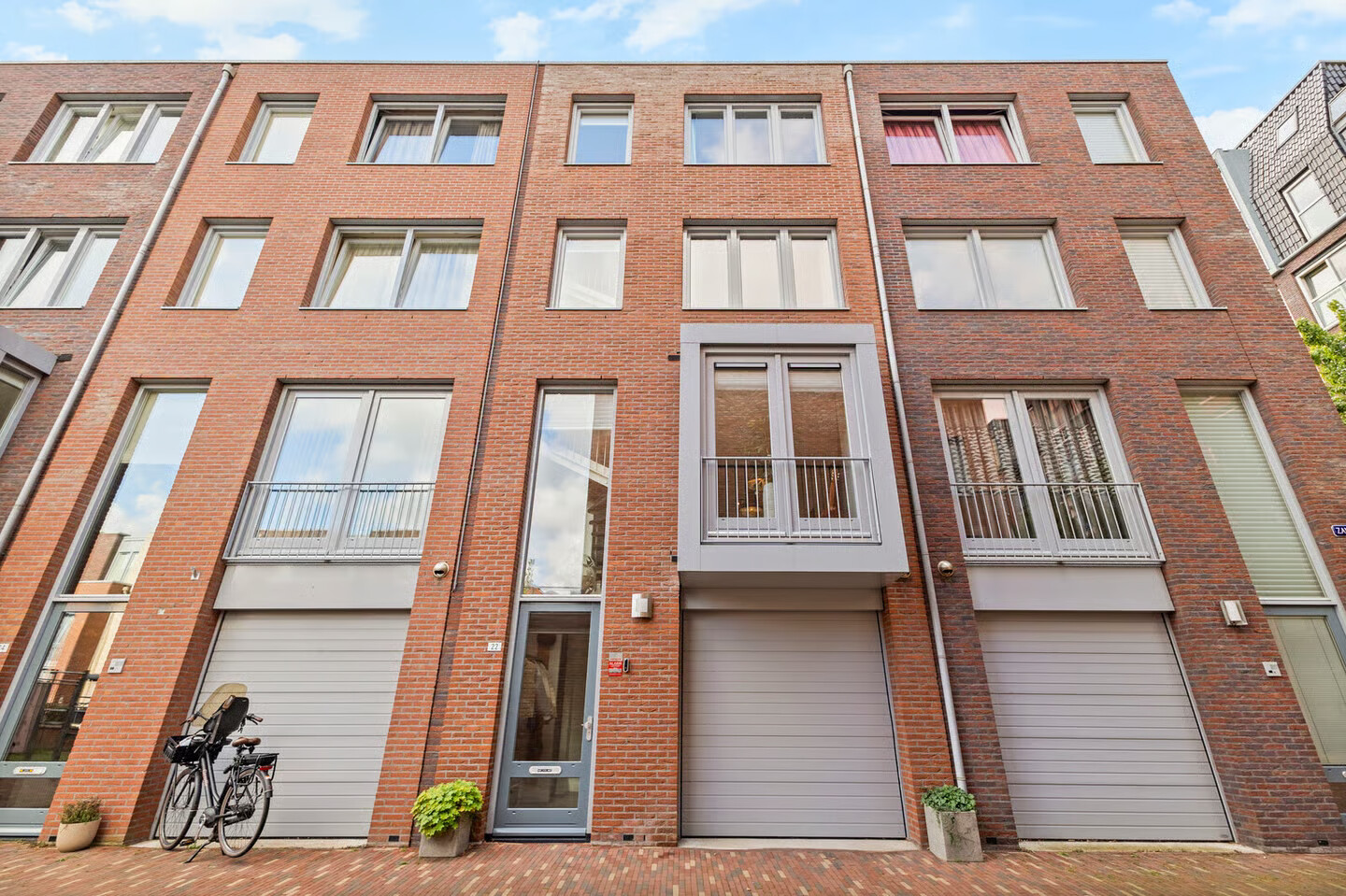 Tussenwoning te koop: Zandersbuurt 22, Alkmaar