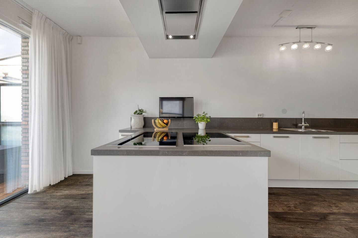 Hoekwoning te koop: Baansingel 153, Alkmaar