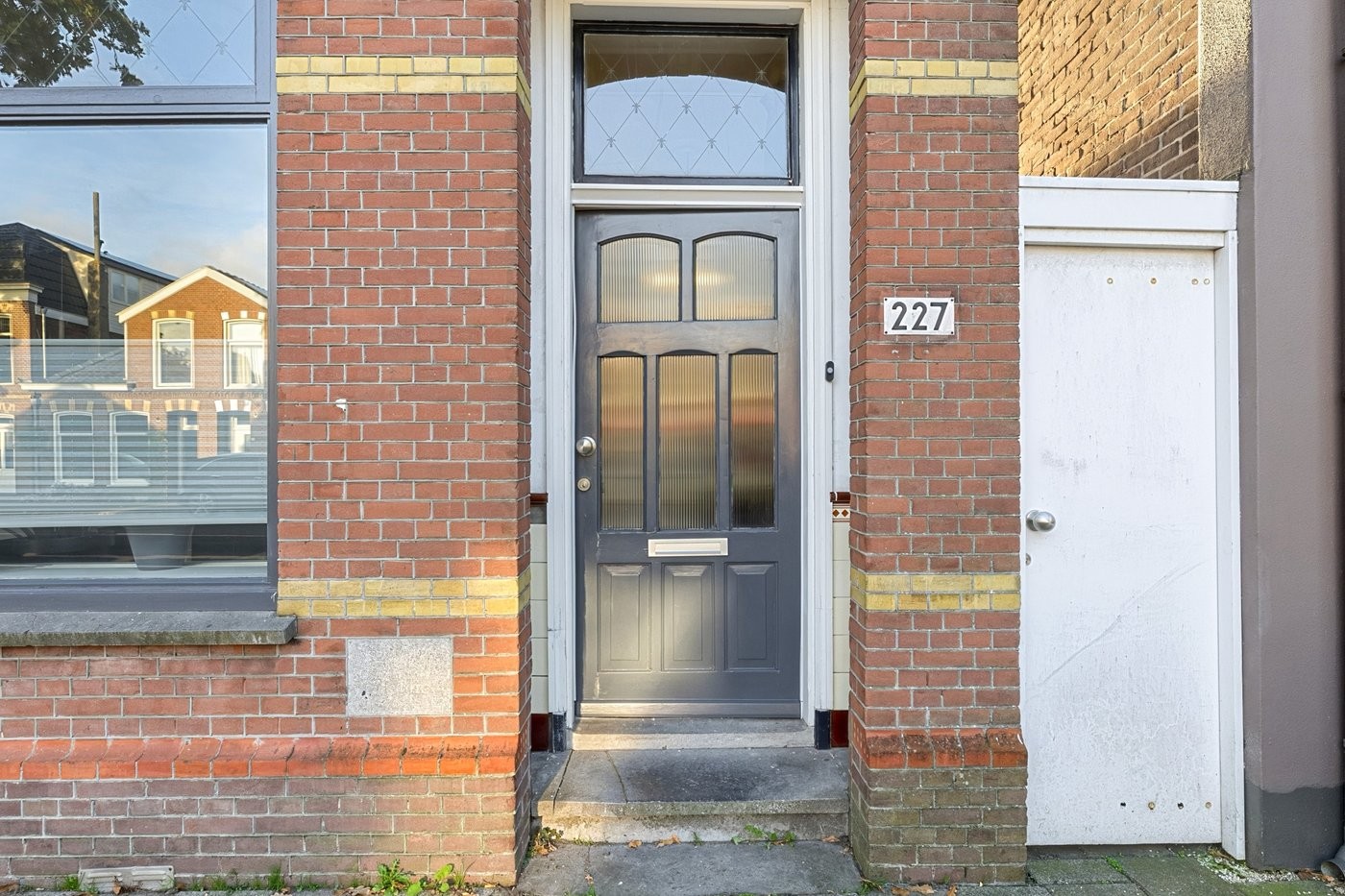 Hoekwoning te koop: Kennemerstraatweg 227, Alkmaar