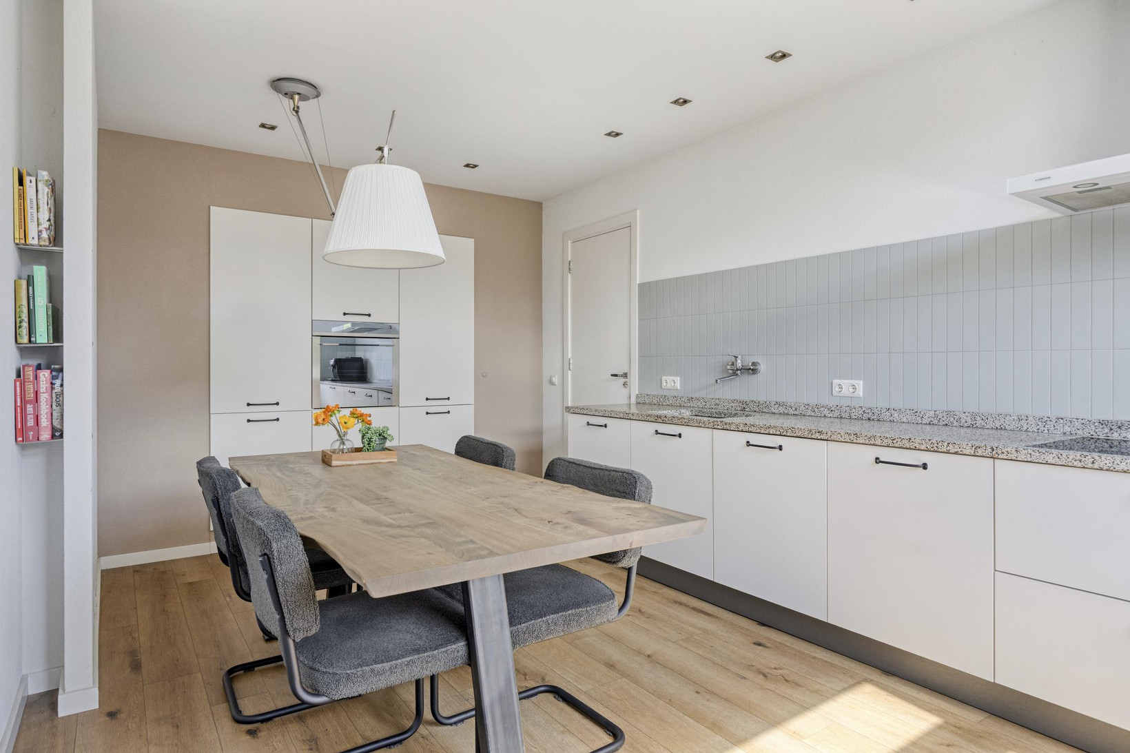 Tussenwoning te koop: Brouwerstraat 35, Alkmaar