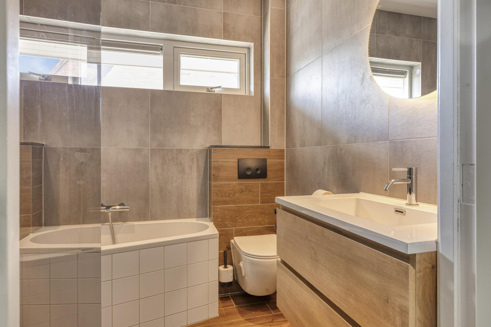 Tussenwoning te koop: Brouwerstraat 35, Alkmaar