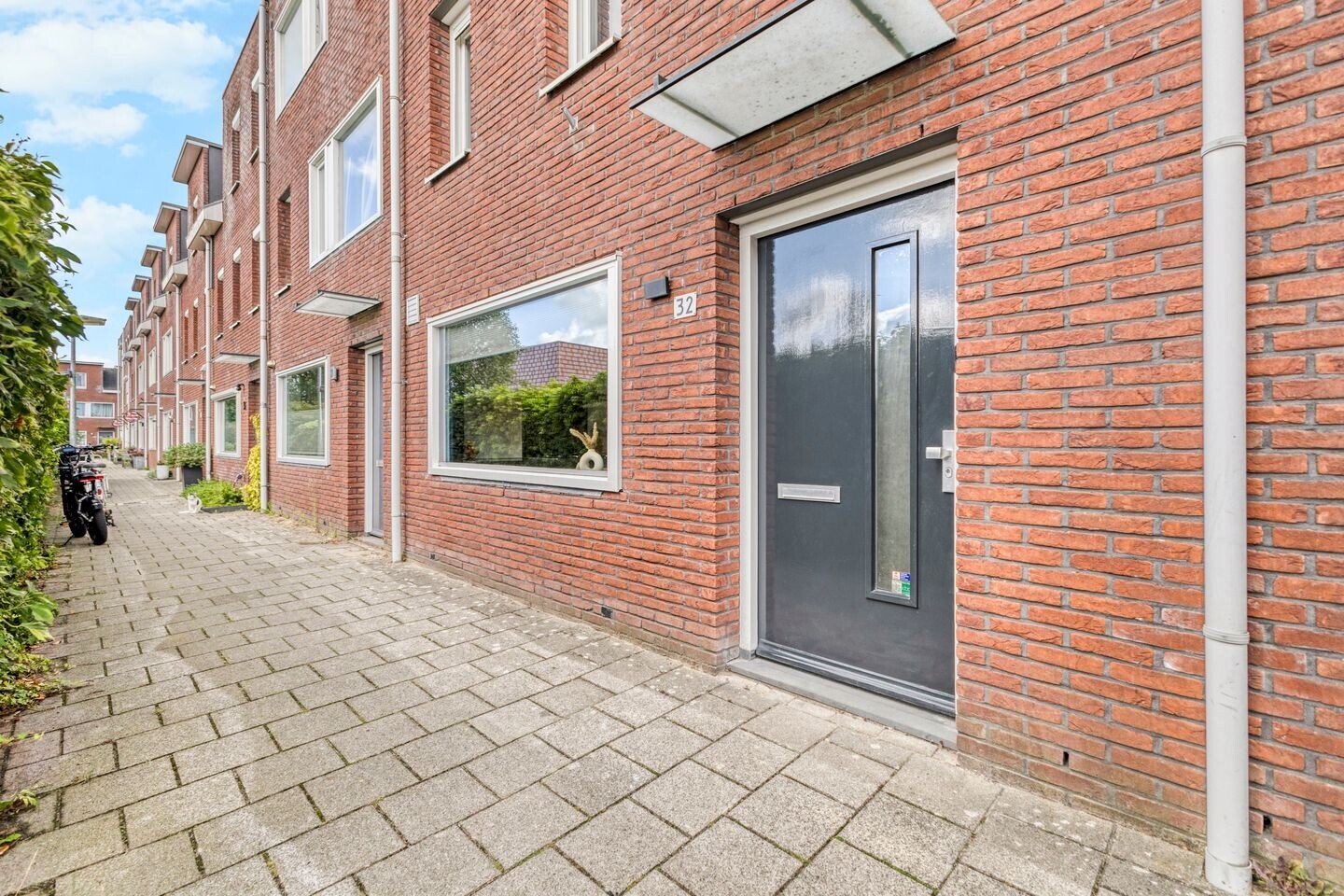Tussenwoning te koop: De Sonnavillestraat 32, Alkmaar