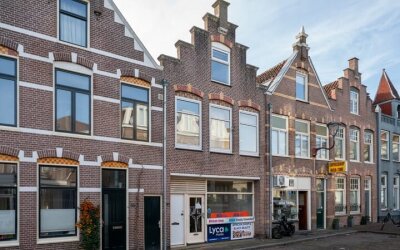 Spoorstraat 97
