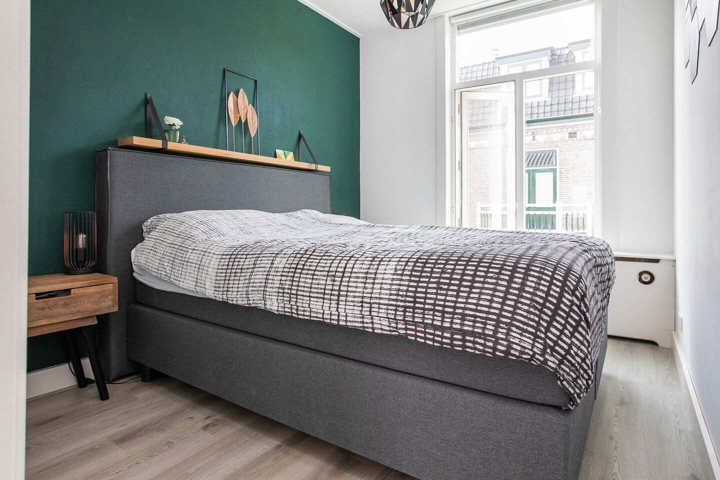 Tussenwoning te koop: Stuartstraat 92, Alkmaar