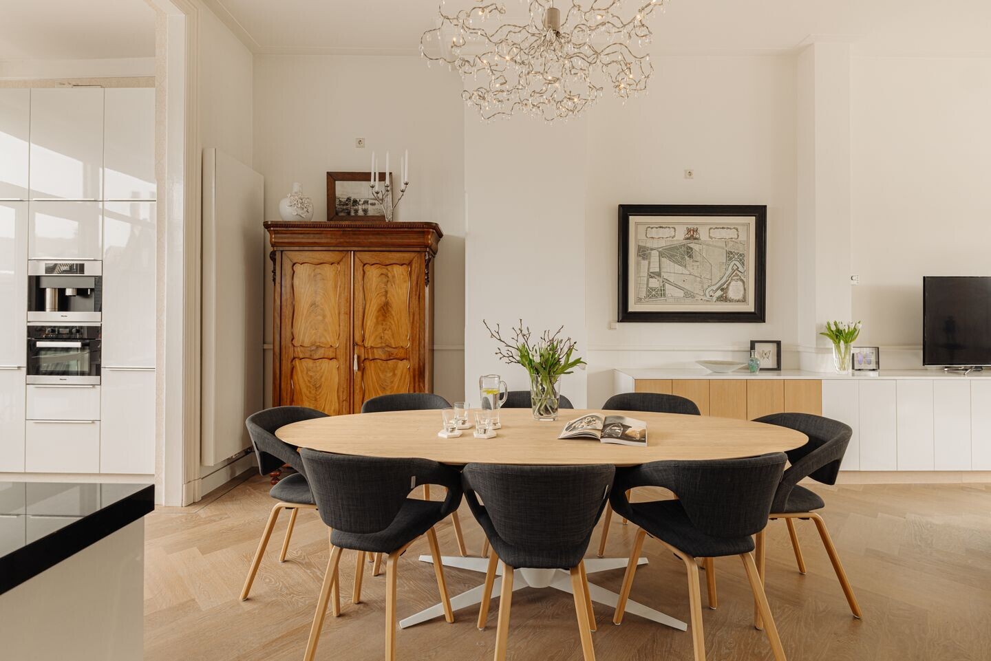 Tussenwoning te koop: Wilhelminalaan 7, Alkmaar