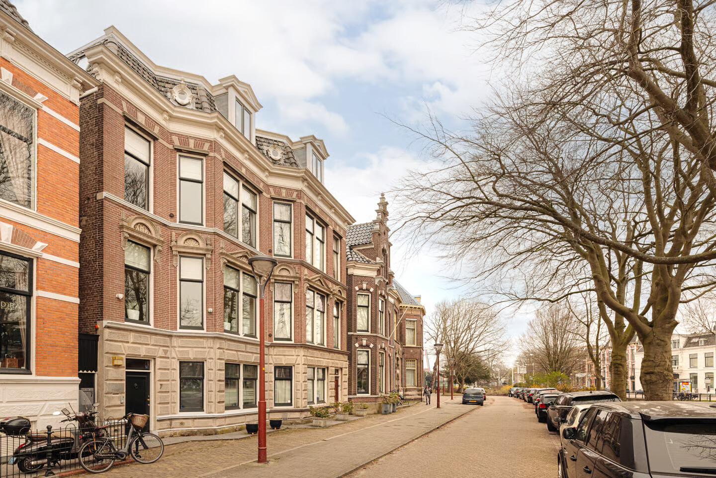 Tussenwoning te koop: Wilhelminalaan 7, Alkmaar
