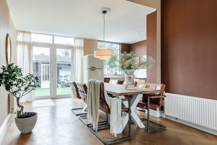 Twee-onder-één-kap te koop: Kennemerstraatweg 158, Alkmaar