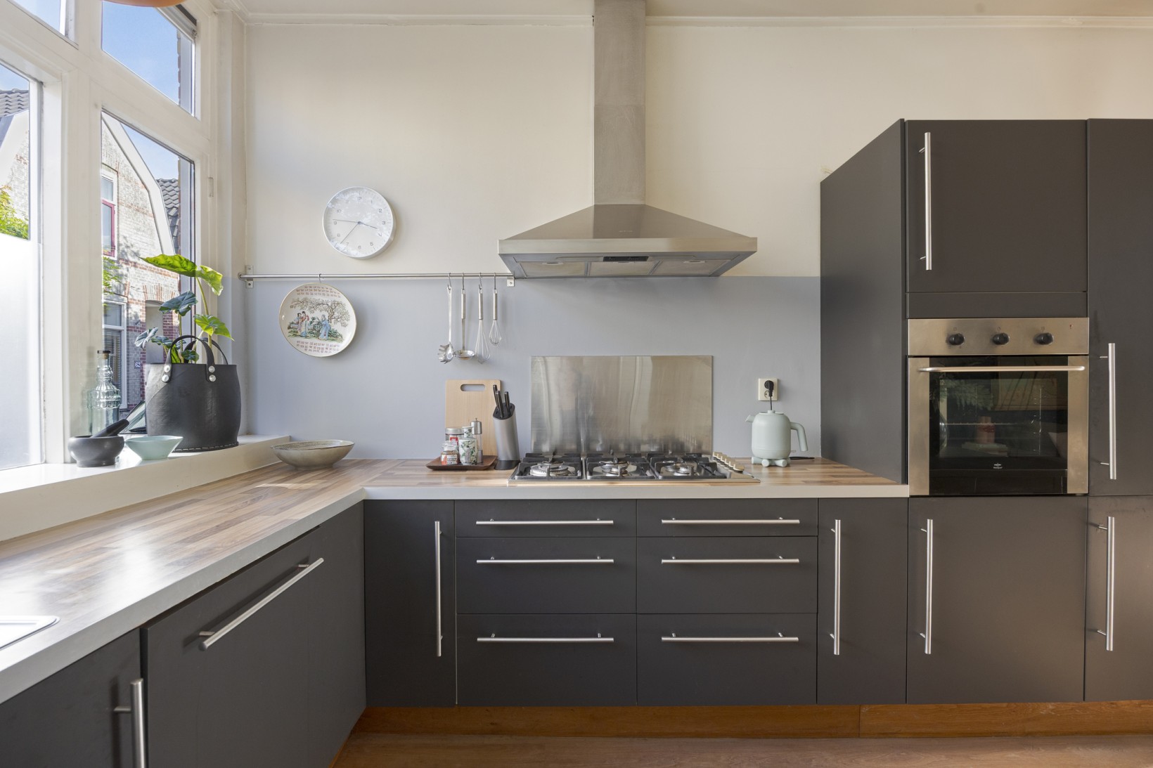Tussenwoning te koop: Stationstraat 65, Alkmaar