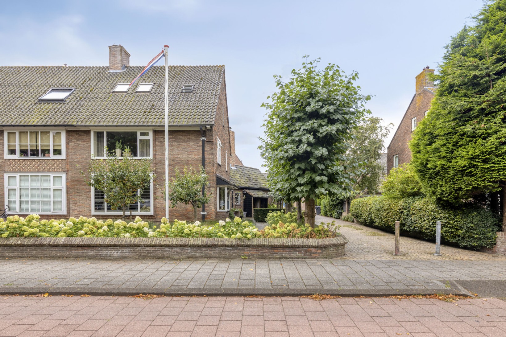 Hoekwoning te koop: Bergerweg 61, Alkmaar