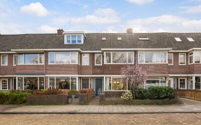 Van der Hel. 17